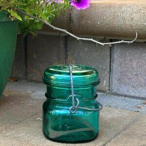 Vintage 1970's Bicentennial Ball Ideal Teal Aqua Canning Jar 1/2 Pint